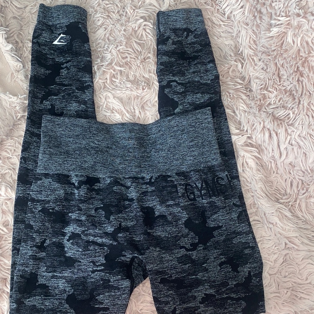 Black camo seamless leggings